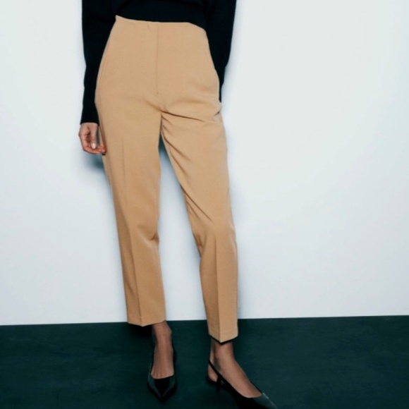 High-waisted Camel Trousers - ZARA - Picture 1 of 8